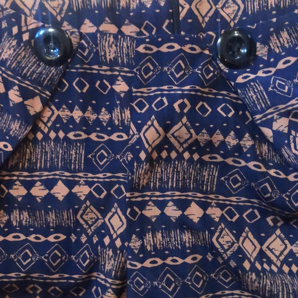 Shorts - Picture 4 of 4